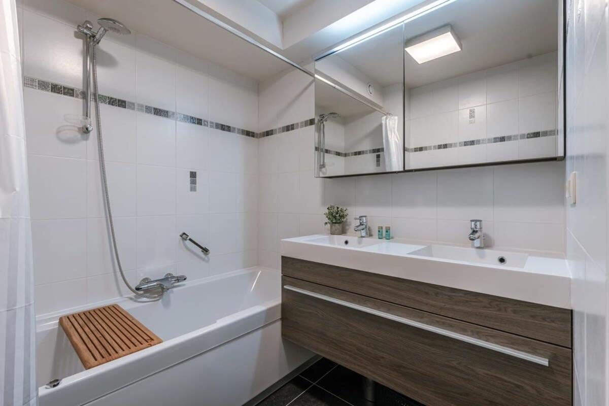 Huswell - Bright Apartment With Parking Near The Beach Бреден Екстер'єр фото