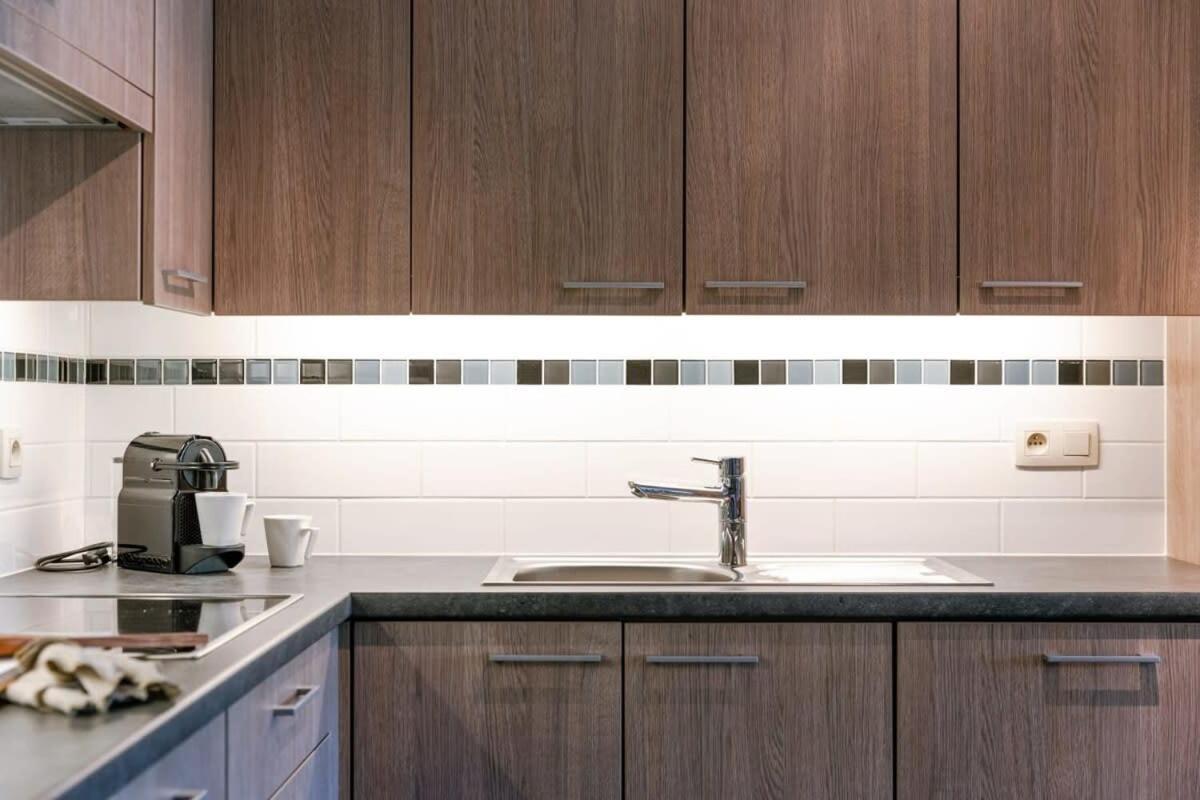 Huswell - Bright Apartment With Parking Near The Beach Бреден Екстер'єр фото